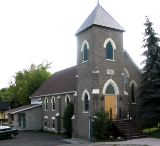 St Andrew Lakefield church